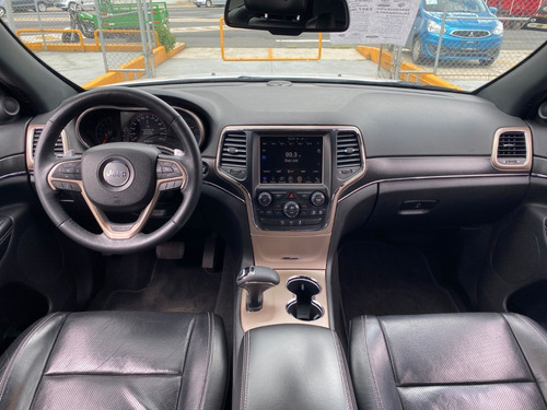 Imagen 5 de 13 de Jeep Grand Cherokee Limited Lujo 3.6 V6 2015