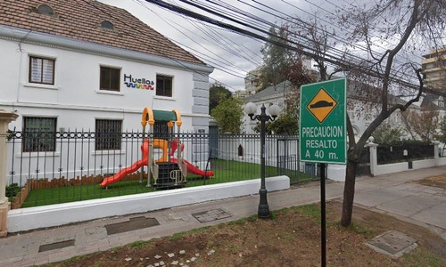 Local Comercial En Arriendo Eleodoro Yañez, Thayer Ojeda