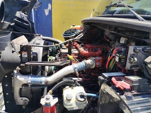 Freightliner 2017 Torton Caja Seca 28 Pies Cummins Isl350 Hp