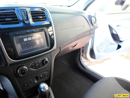 Imagen 10 de 15 de Renault Logan Privilege 1.600 Mt