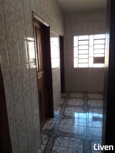 Imagem 2 de 7 de Casa - 3 Dormitórios - Monte Castelo - Lote Inteiro! - Ca0496