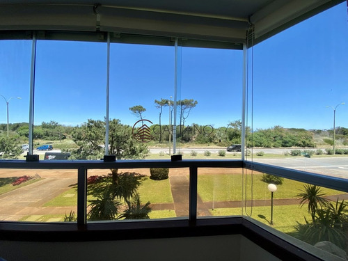 Imagen 2 de 26 de Hermoso Apto En Primera Linea! - Punta Del Este Mansa