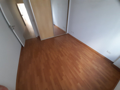 Imagen 20 de 29 de Semipiso 2 Ambientes Con Escritorio Y Cochera