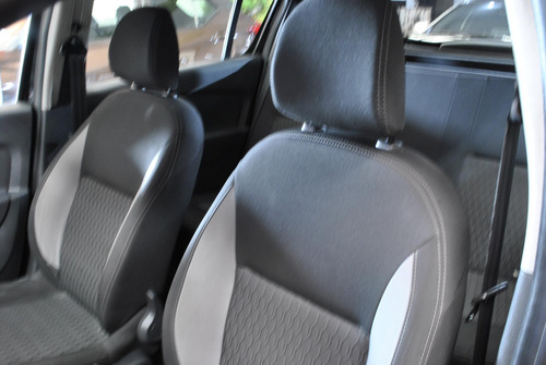 Renault Sandero SANDERO STEPWAY DYNAMIQ. FLEX 1.6 16V 5P