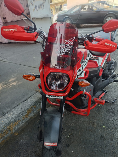 Moto Honda Navi110 Todo En Regla Accesorios De Sobra Todo P