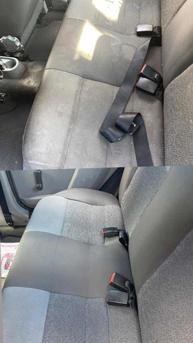 Imagem 2 de 4 de Higienizaçao Automotiva De Todo O Interior