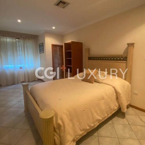 Cgi+ Luxury Vende Casa, Las Villas, Lechería
