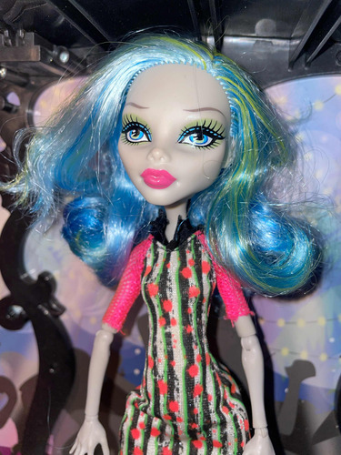 107 - Monster High - Ghoulia Yelps Roller Maze (Usado)