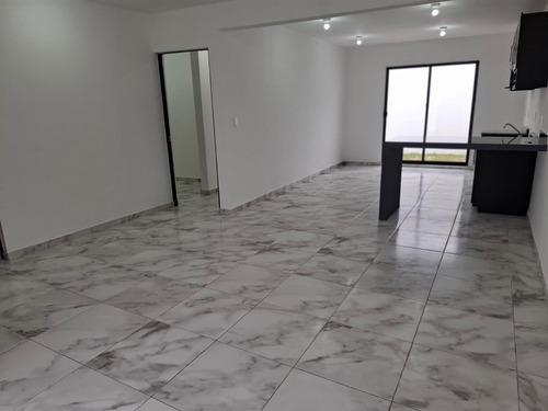 Tinajitas, Casa En Venta De Una Planta Con Alberca En Área