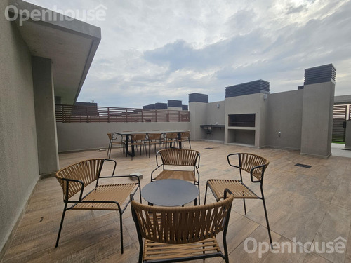 Departamento 2 Ambientes Con Balcon En Alquiler. Complejo Milaires