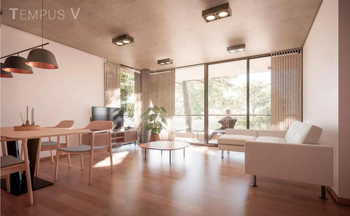 Excelente Departamento De 2 Ambientes Con Jardin Y Cochera.