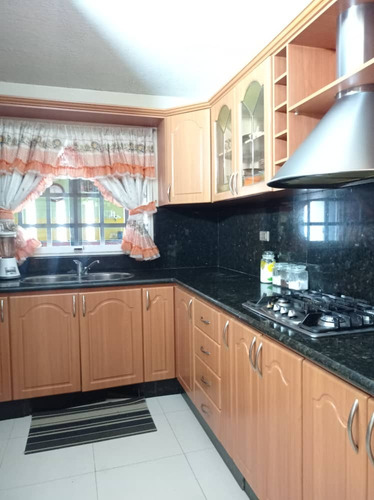 Angelica Acosta Vende Hermosa Casa De Una Sola Planta En Residencias Las Majaguas, Cerca Av. Don Julio Centeno San Diego