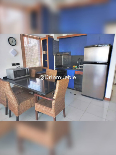 Apartamento Con Playa Privada. 2hab.2baños.pozo. Amoblado.