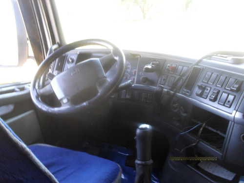 Imagem 3 de 10 de Volvo Nh12 380