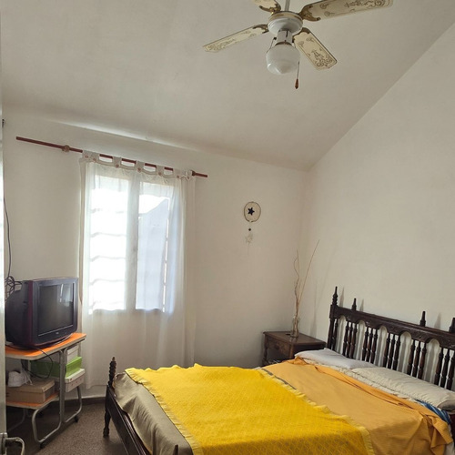 Venta De Casa De Ipv 3 Dormitorios. Bº Ampliacion Residencial America Cordoba. Arg No Apta Credito Hipotecario
