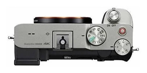 Sony Alpha 7C compacta color plateado