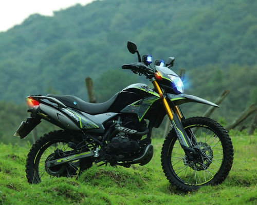 Imagen 2 de 8 de Vento Crossmax 250 Nueva 0kms 2022 24 Mensualidades Tasa 0%