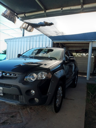 Fiat Palio Weekend Adventure Locker