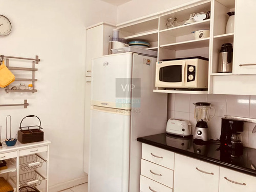 Alquiler Verano Apartamento De 3 Dormitorios + Servicio, Con Vista Al Mar.