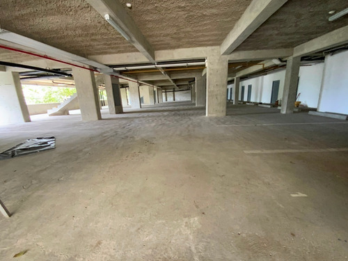 Edificio En Venta Urb. Chulavista C-19762