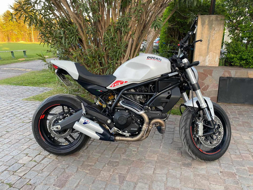 Imagen 3 de 8 de Ducati Monster