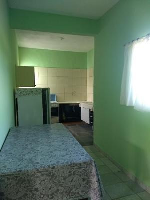 Imagem 10 de 14 de Linda Casa De Praia Com 1 Quarto E Amplo Espaço!