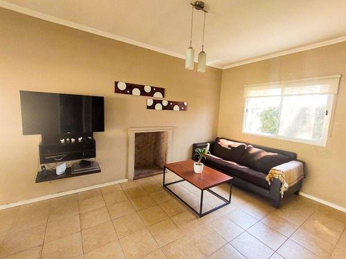 Venta Casa 4 Ambientes Con Jardín Pilar Montecarlo