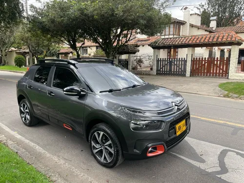 Citroën C4 Cactus 1.6 Shine Turbo Aut