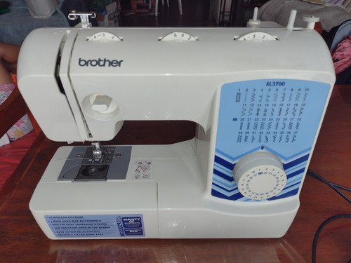 Máquina De Coser Brother Xl 3700