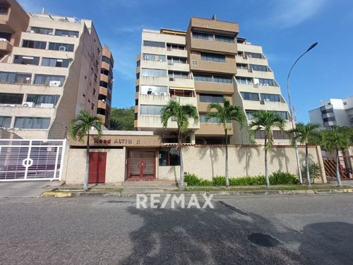 Apartamento En La Urbanización Paraíso Ii, Residencias Altin Ii, Isla De Margarita, Estado Nueva Esparta.