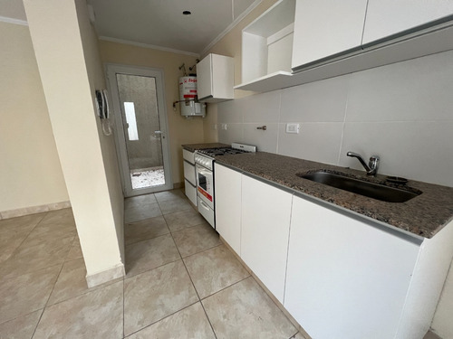 Imagen 3 de 13 de Dúplex En Venta A Estrenar!! Zona Av. Colón. Tandil.