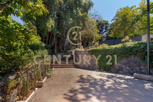 Imagen 7 de 15 de Arriendo Casa Club De Golf Lomas De La Dehesa 550 M2 5d 4b
