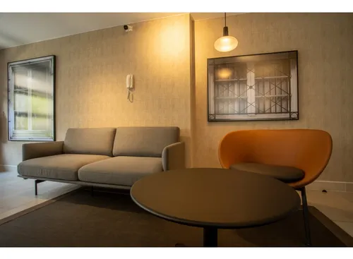 Arriendo Metro Republica / Abdon Cifuentes