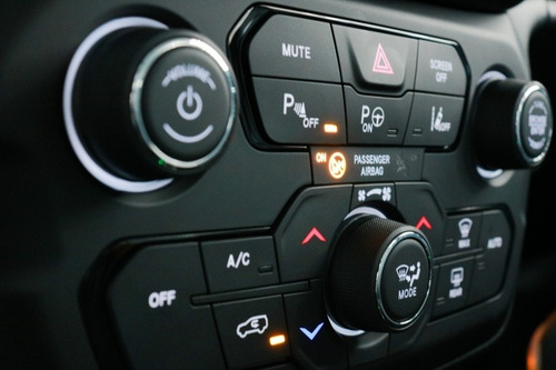 Imagem 7 de 15 de Jeep Renegade Trailhawk T270 4x4
