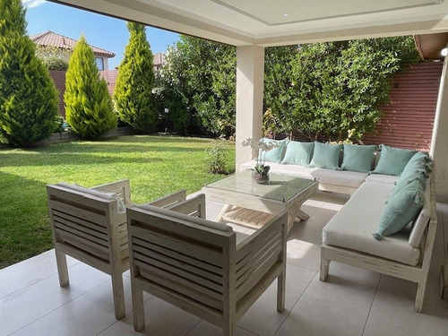 Vendo Casa En Condominio Las Calandrias Chicureo Colina