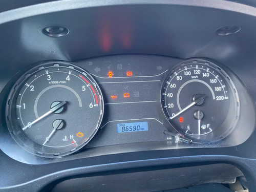 Toyota Hilux Dcab Dx 2.4 4x2 Año 2021 Unico Dueño