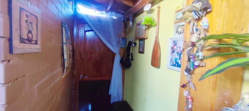 Casa Con Ampliaciones Regularizadas