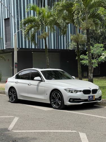 Bmw 330e Híbrido 2.0 Turbo Automático