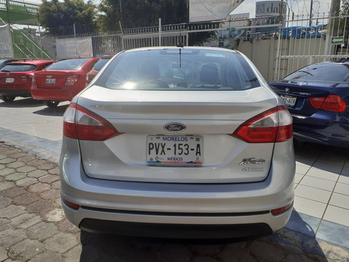 Imagen 11 de 14 de Ford Fiesta 1.6 S Sedan At