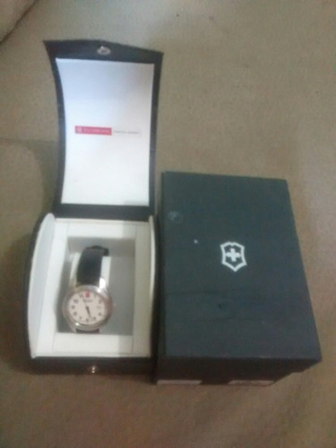 Reloj Marca Victorinox Modelo 25897