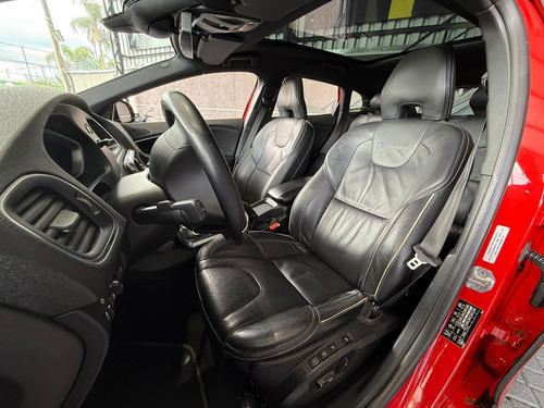 Volvo V40 2.0 T5 R Design Turbo 4p Aut