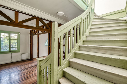 Casa Remodelada Con Patente Comercial En Excelente Estado