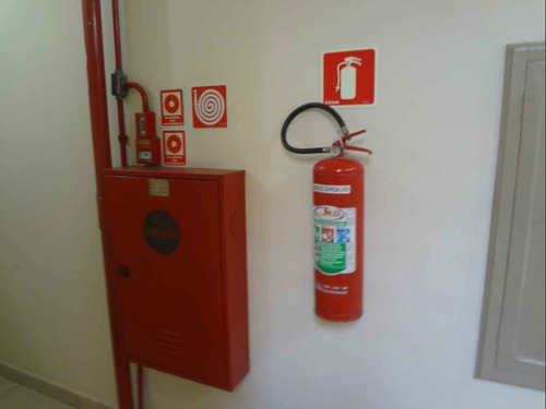 Imagem 12 de 13 de Sala Comercial Para Alugar Na Rua Amador Bueno, Centro, Santos - Sp - Liv-3933