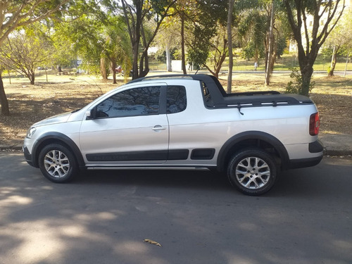 Imagem 2 de 14 de Volkswagen Nova Saveiro Saveiro 1.6 Cross Ce 8v Flex 2p
