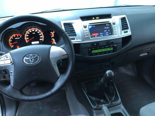Toyota Hilux 3.0 Cd Srv I 171cv 4x4 2012