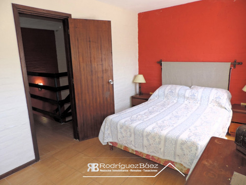 Venta Casa 3 Dormitorios 2 Baños Garage Jardin Y Fondo Verde
