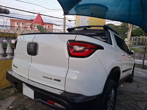 Fiat Toro 1.8 16v Freedom Flex 4x2 Aut. 4p
