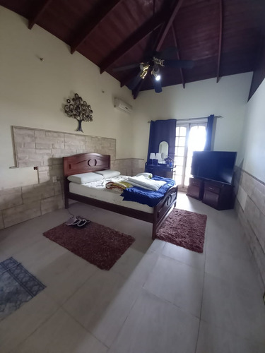 Ref 1571) V Gran Oportunidad Hermoso Chalet Frente Ruta 3 P Venta, Posibilidad De Tomar Una Propiedad De Menos Valor Como Parte De Pago Y También La Posibilidad De Alguna Financiación Es En San José