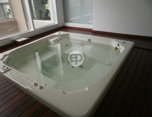 Apartamento En Torre De Lujo, Punta Del Este Uruguay