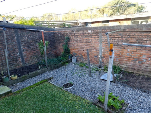 Imagen 7 de 8 de Vendo Vivienda De Dos Dormitorios En Complejo Del Molino